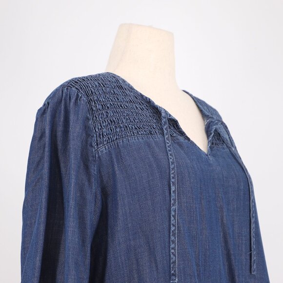 CHICO'S Chambray Lyocell Denim Blouse Top Shirred Smocked Yoke Size 3 (XL/16) - Picture 3 of 7